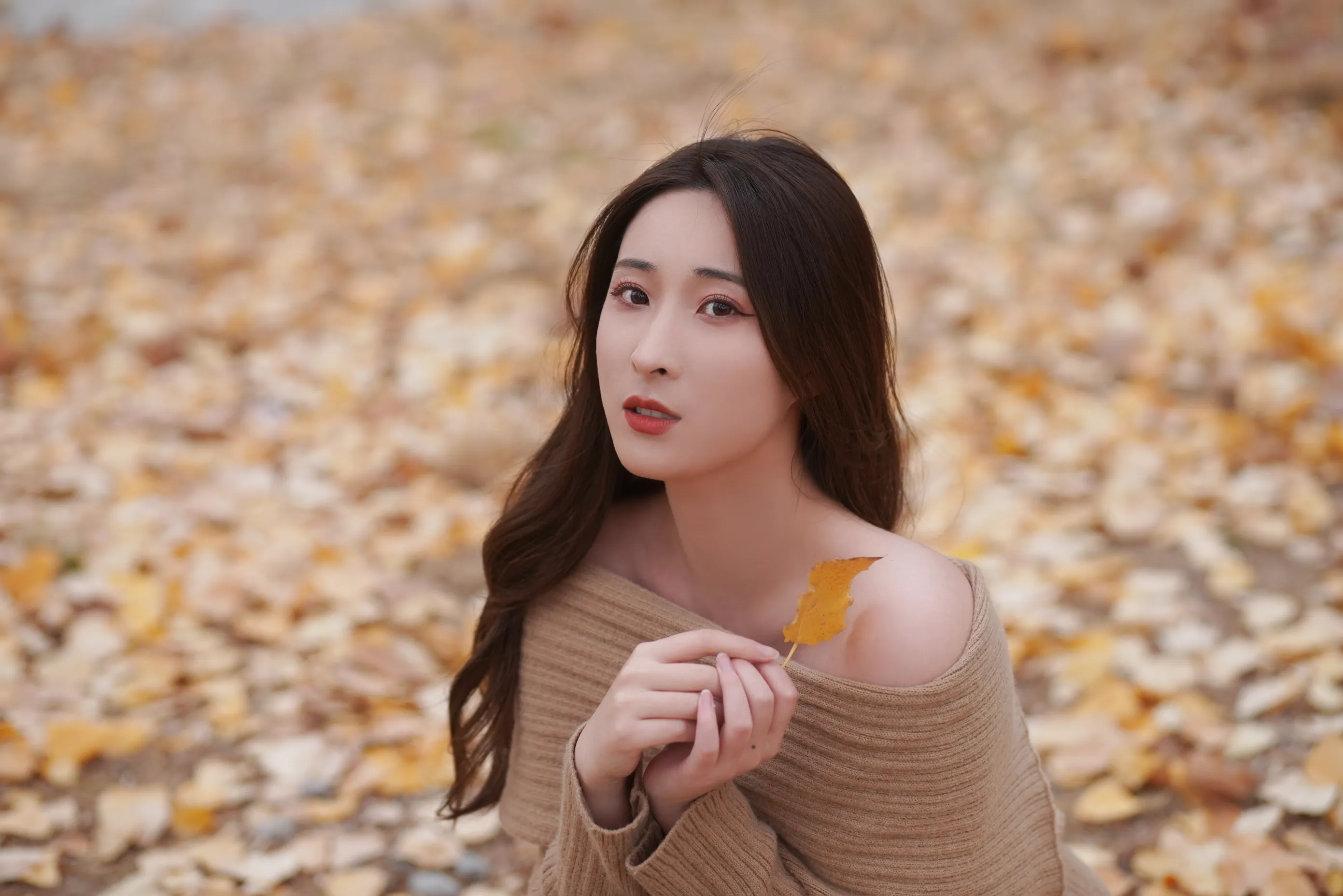 [YITUYU] 2022.12.10 Vol.2646 – Falling Leaves Know Autumn Ayin#[26P]-5