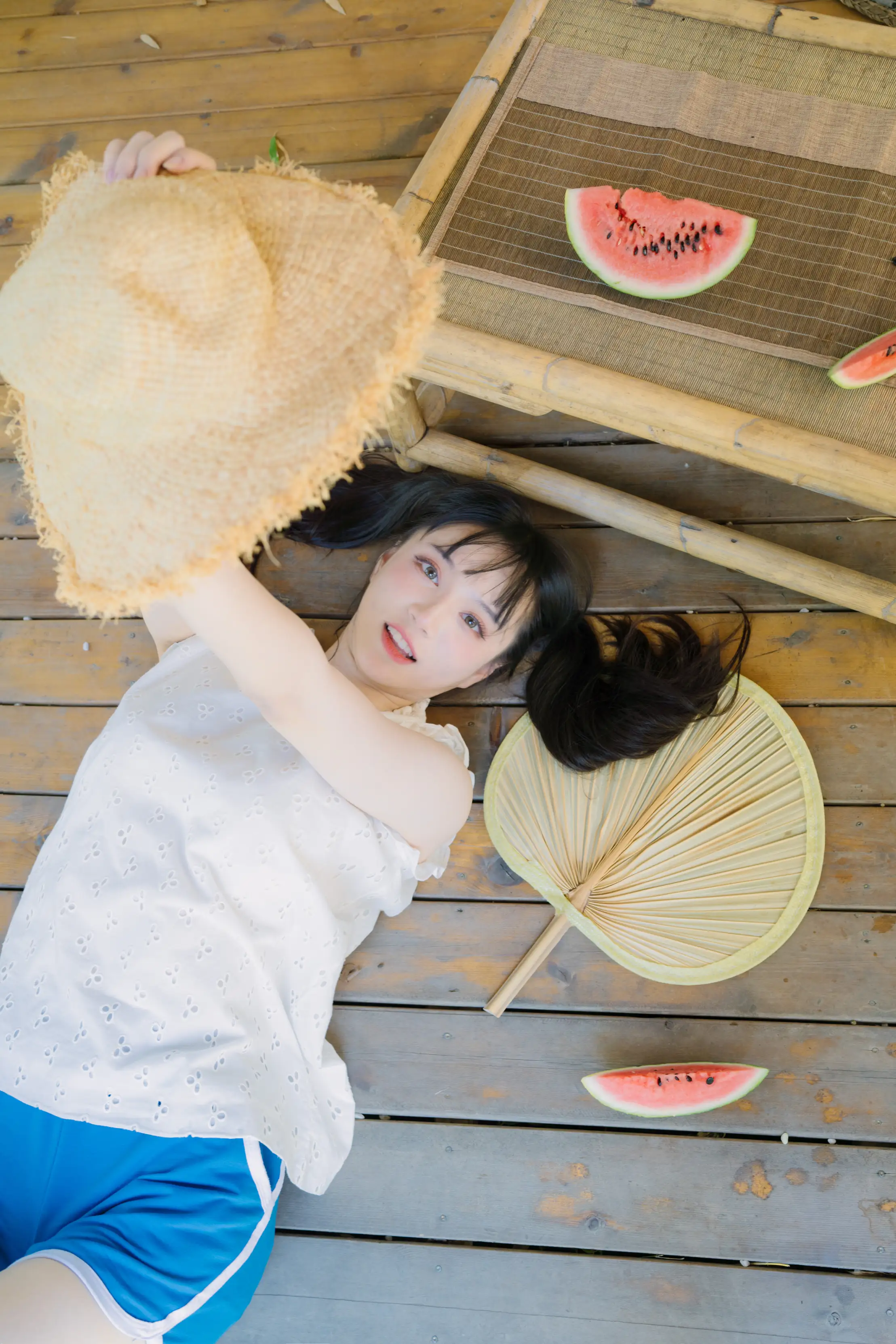 [YITUYU] 2022.09.05 Vol.1877 – Summer Girl and Watermelon Two plus six#[39P]-34