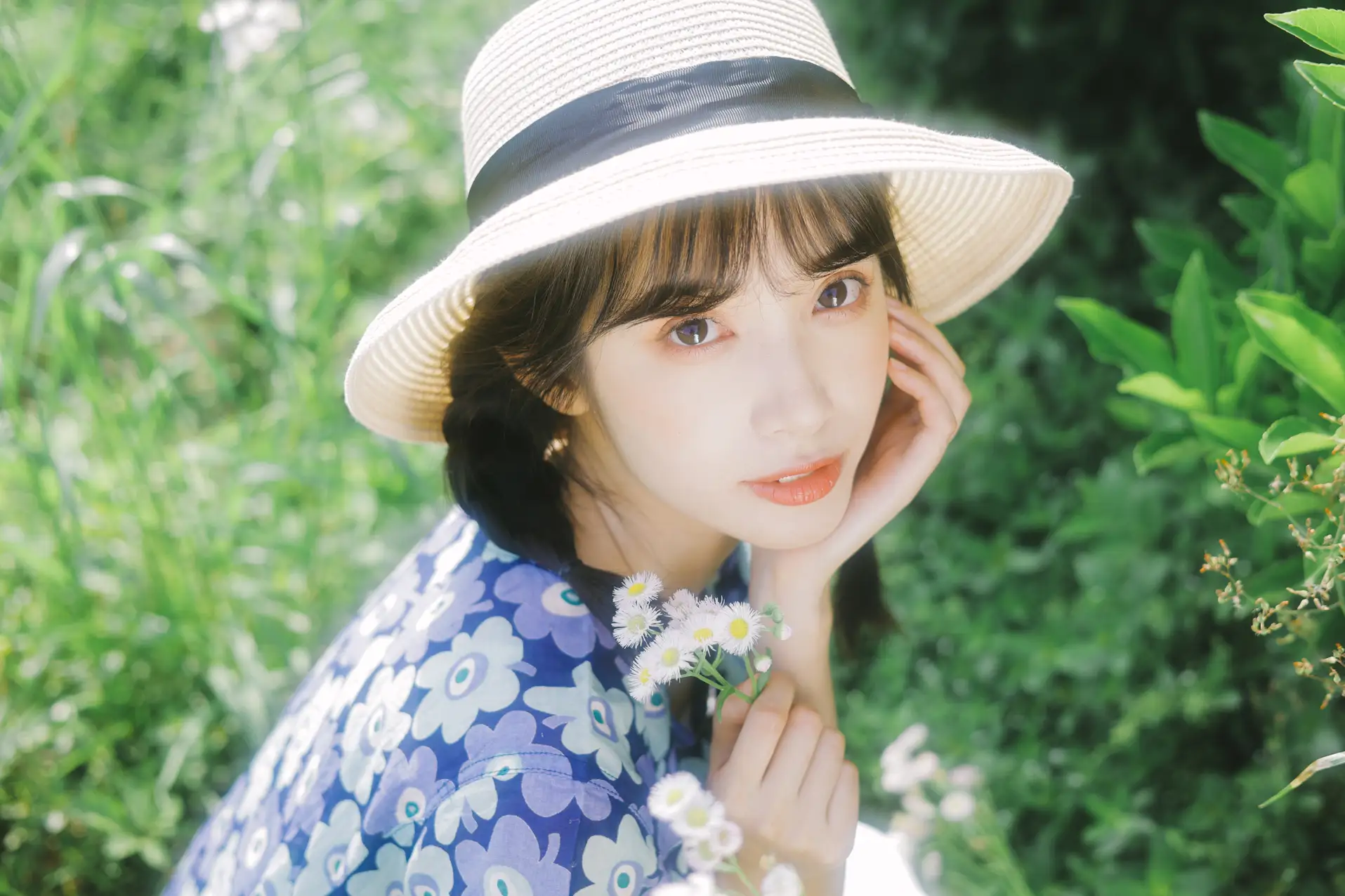 [YITUYU] 2022.07.06 Vol.1393 – The sea of flowers in early summer An Ameng cub#[35P]-14